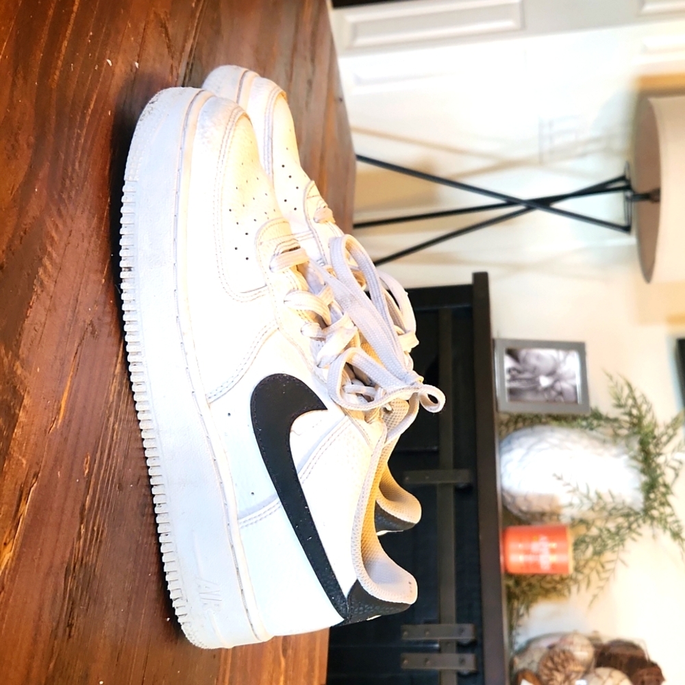 Boys nike air force 1 size 6.5